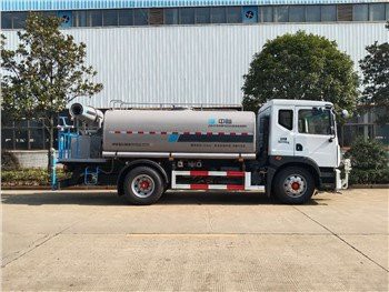 Вантажівка для води